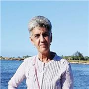 Profesora española, formada en Cuba, ofrece clases de repaso y apoyo a niños en edad primaria con métodos lúdicos